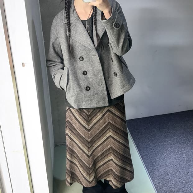 brown stripes pattern skirt