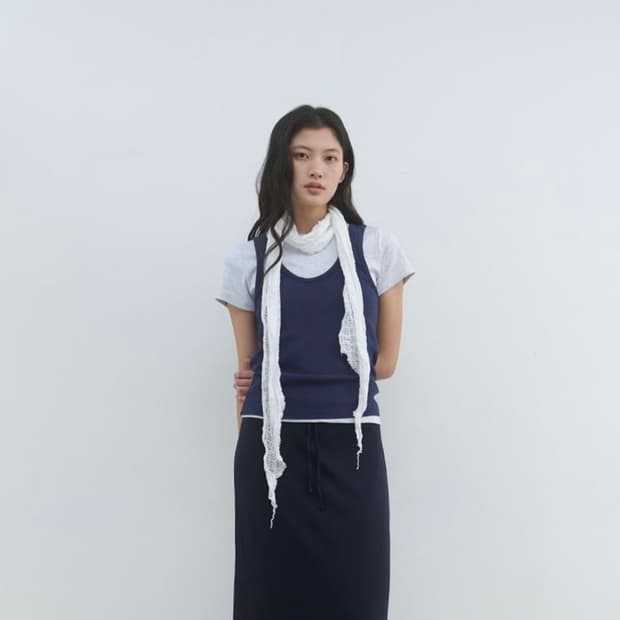 아유서울 슬리브리스 네이비 sleeveless t-shirt navy