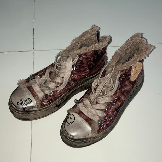 R13 레드 커트 하이탑 스니커즈 245