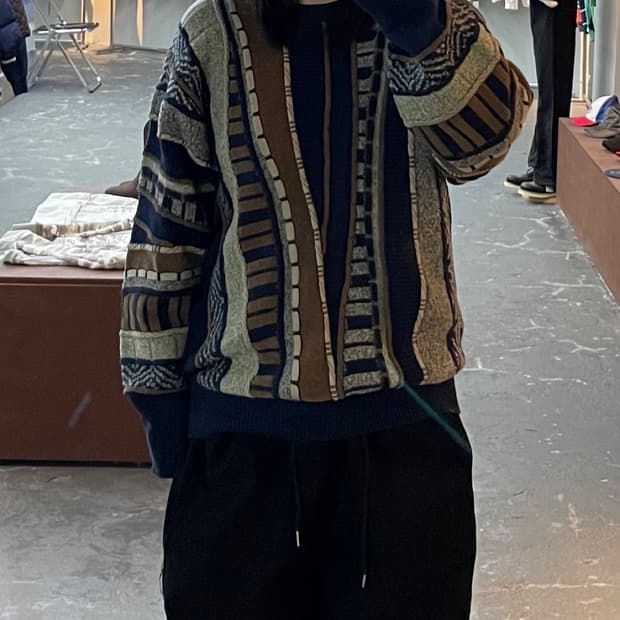 미쏘니 스포츠 쿠지패턴 울 니트 H1355