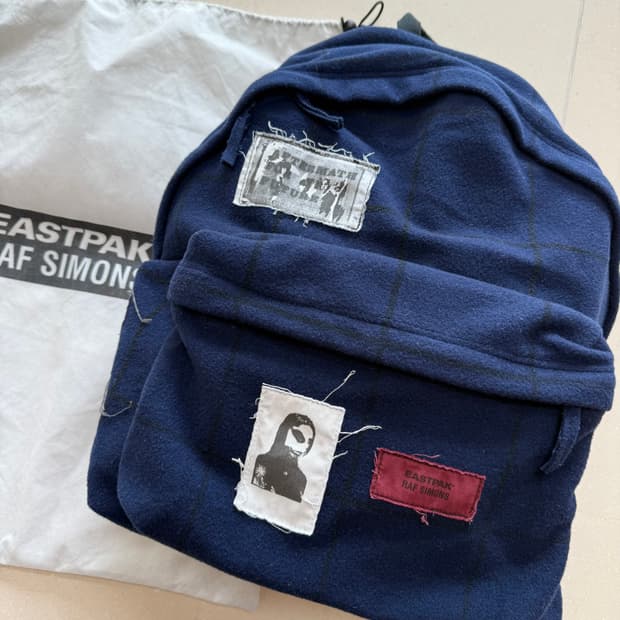 라프시몬스 이스트팩 08 패치백팩