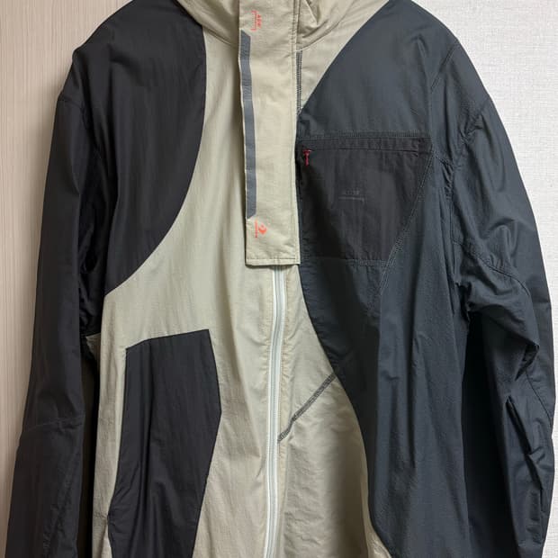 어콜드월X컨버스 우븐자켓