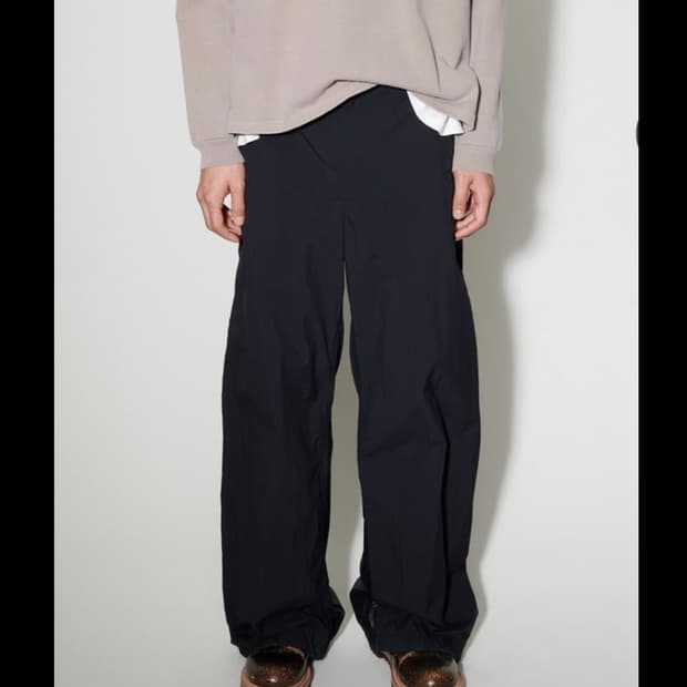 Our Leagcy roam trouser
