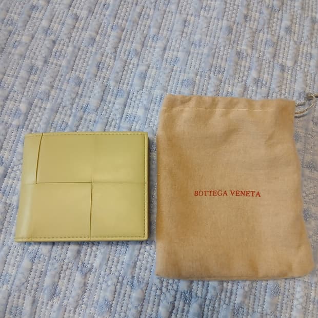 보테가 베네타 남자 지갑