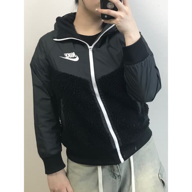 나이키 트레이닝 바람막이 M