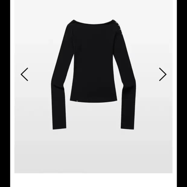 킴서울 킴즈 오픈 사이드 버튼 롱 슬리브 블랙