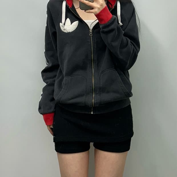아디다스 덤블로고 블랙 후드집업