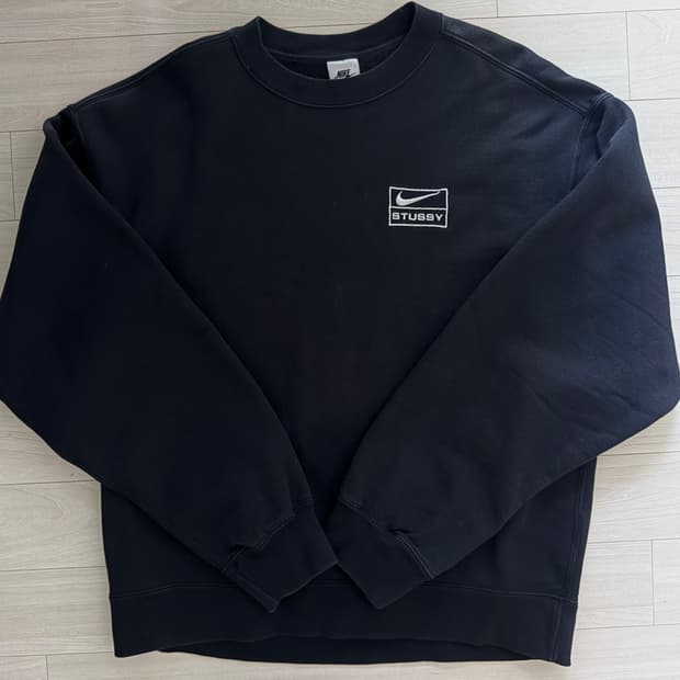 [S] 나이키 x 스투시 NRG 워시드 플리스 크루넥 블랙 (DO5310