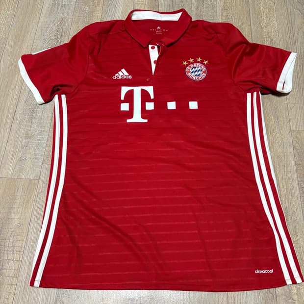 [해외L]16-17 바이에른 뮌헨 레반도프스키 홈 유니폼 팝니다