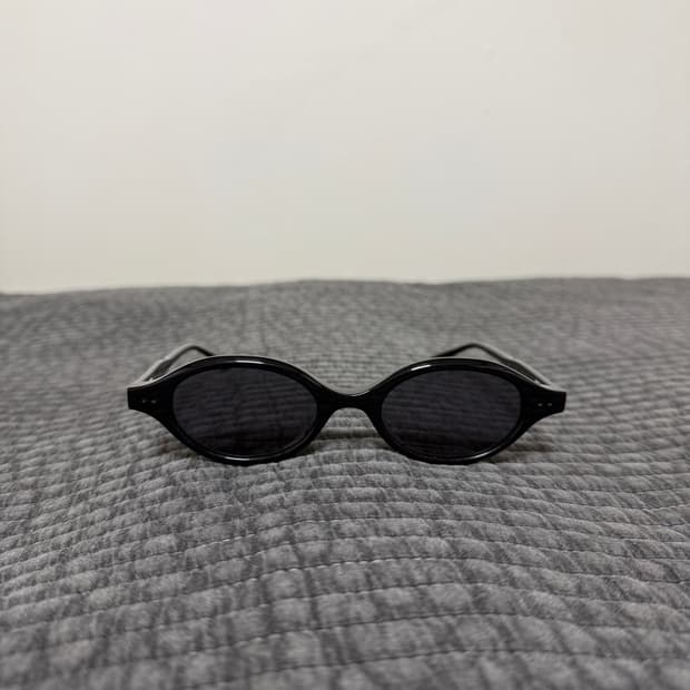 프로젝트 프로덕트 CLCC4 블랙 오벌 선글라스