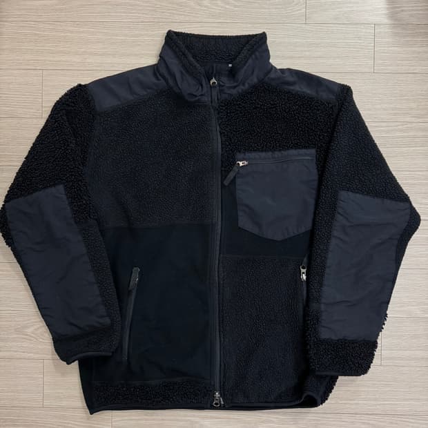 유니클로x엔지니어드 가먼츠 후리스