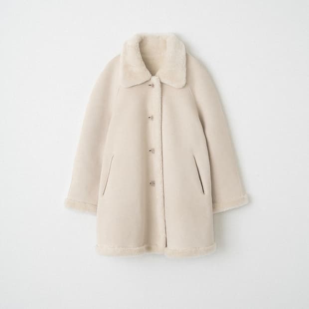 아카이브제이투유 캐롤리버시블무스탕 크림