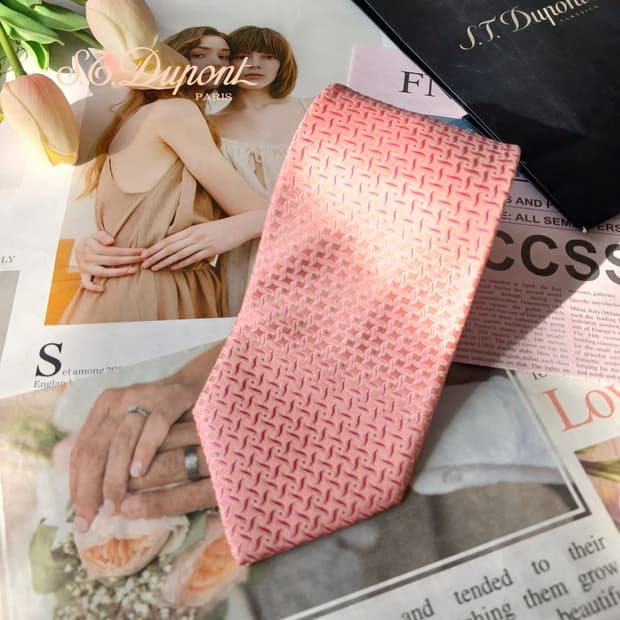 에스.티. 듀퐁 실크 핑크 패턴 넥타이 8.6cm B등급 A19555