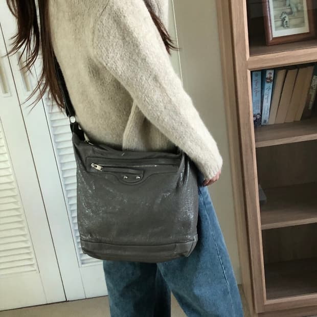 발렌시아가 모터 크로스빅백