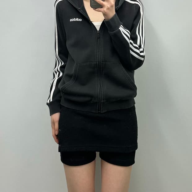 아디다스 블랙 사이드라인 후드집업