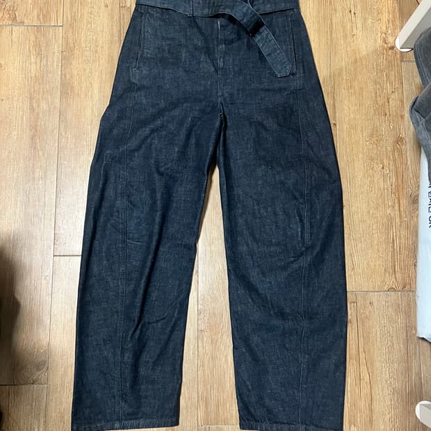 르메르 L사이즈 트위스티드 벨티드 데님 인디고 판매