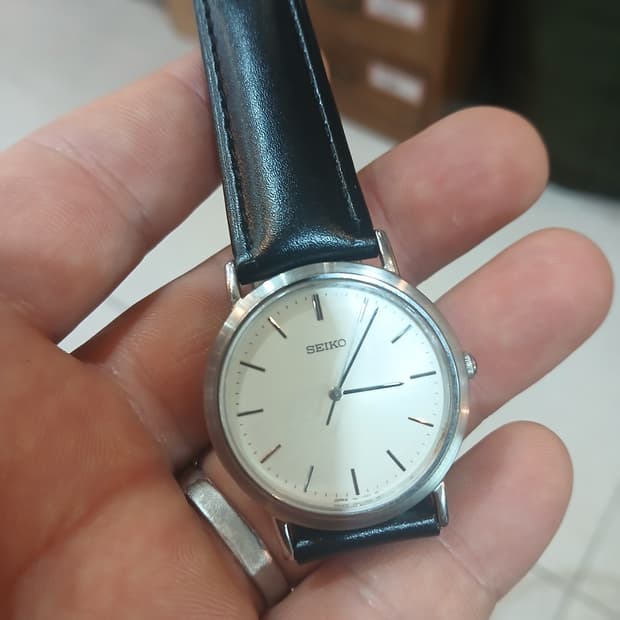 빈티지 seiko 쿼츠 시계