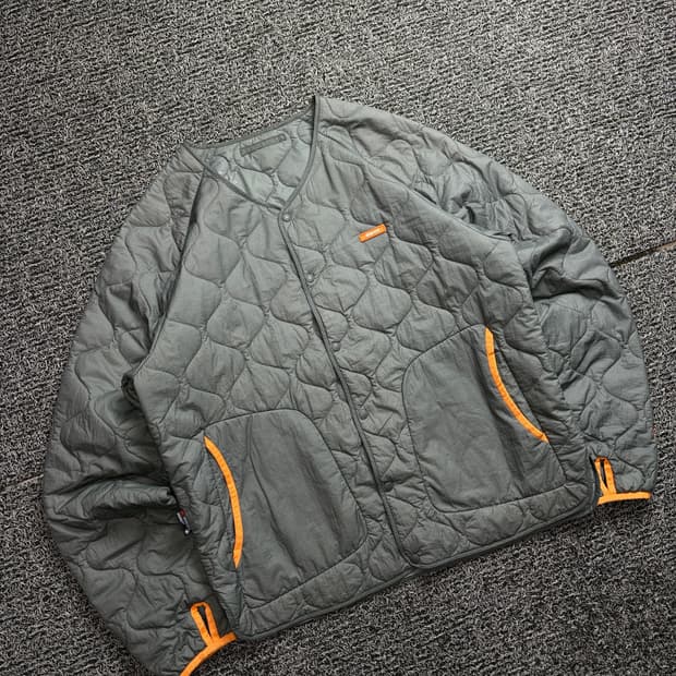 뉴에라 NE 테크 아메카지 퀼티드 경량 자켓 2119