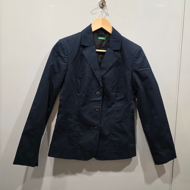 베네통 다크네이비 3버튼 코튼 혼방 자켓