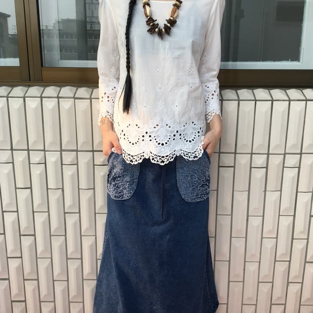 Punching point blouse