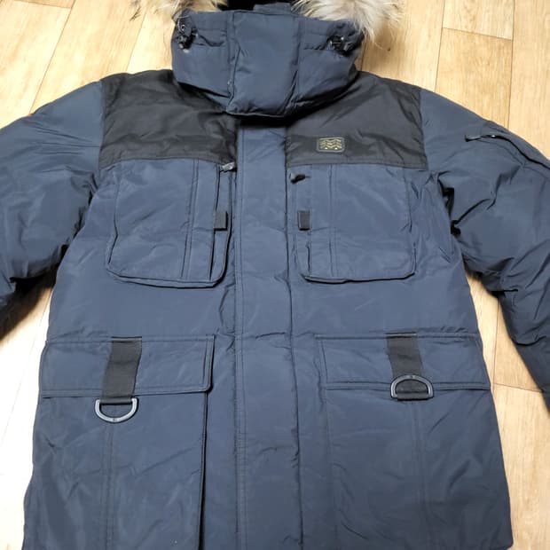 코오롱스포츠 안타티카  구스다운패딩.100