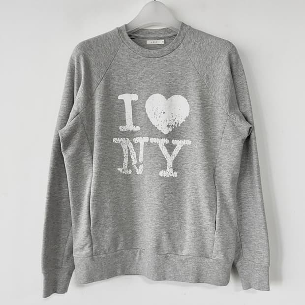 6397 루즈핏 그래픽 스웨트셔츠