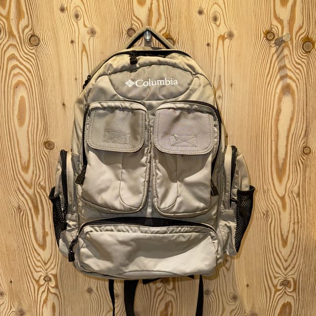 컬럼비아 멀티 포켓 백팩