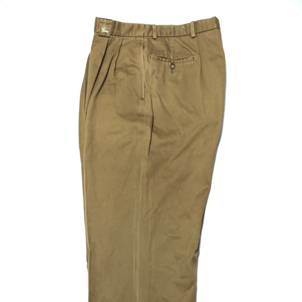 [USA]Burberrys Pleated Chino Pan