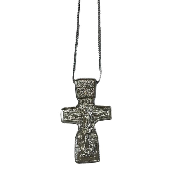 CROSS NECKLACE 005