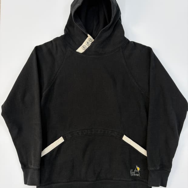 go slow caravan 스냅넥 후드 스웻셔츠