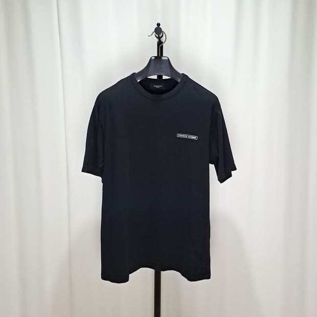 (택포) 송지오옴므 로고 프린트 블랙 티셔츠 100 C75
