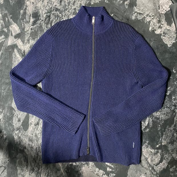 아르마니 니트집업