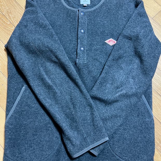 단톤 아노락 후리스