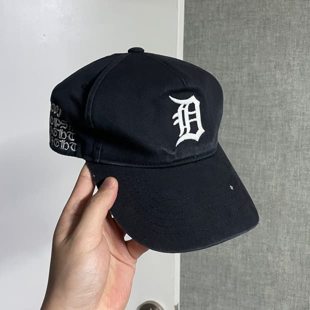 도넛리벤지 핑거프레스 D 캡 모자