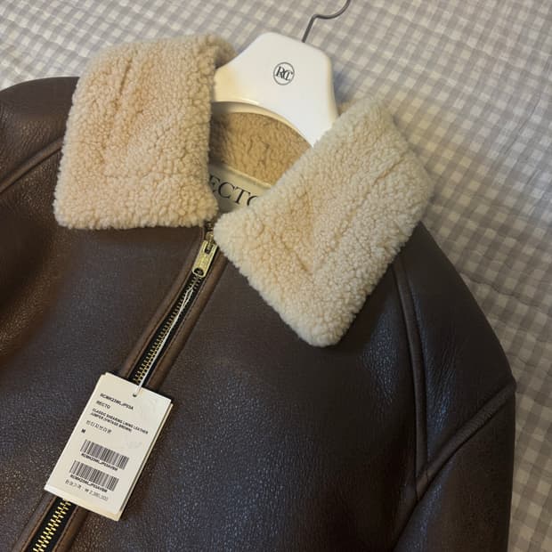 렉토 무스탕 M 새상품