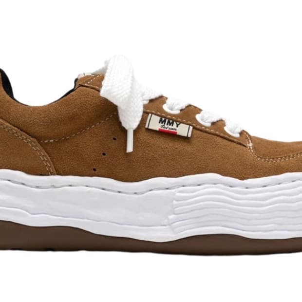 [42] 미하라 야스히로 올리버 스웨이드 스니커즈