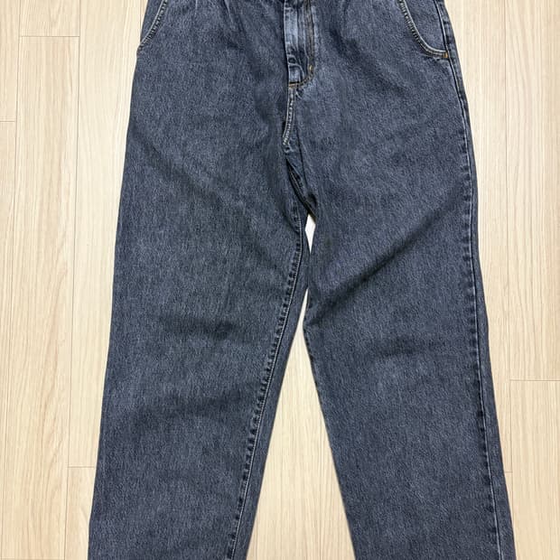 MFPEN Big Jeans (M사이즈, 1회실착)