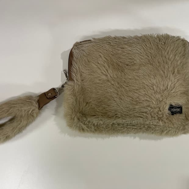 빔즈보이 x 요시다 포터 퍼 파우치 클러치