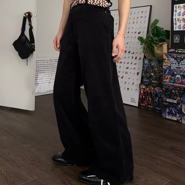 MNG 와이드 플레어 코듀로이 트라우저