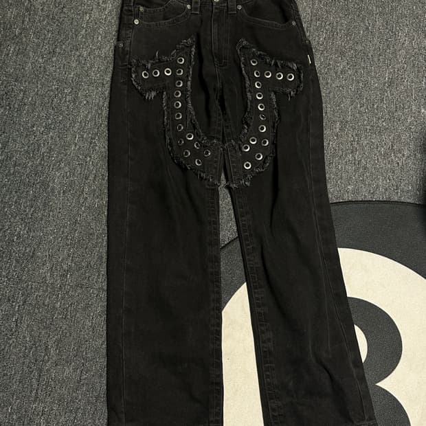 아이시토 트루릴리전 데님 팬츠