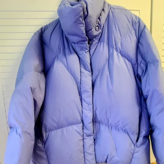 파스텔 블루 컬러 숏패딩