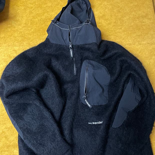 앤드원더 모헤어 니트후디