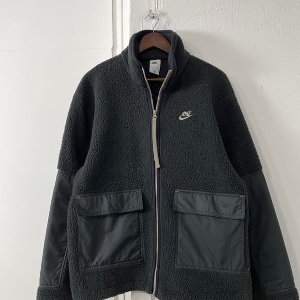 나이키 에센셜 쉐르파 양털 후리스