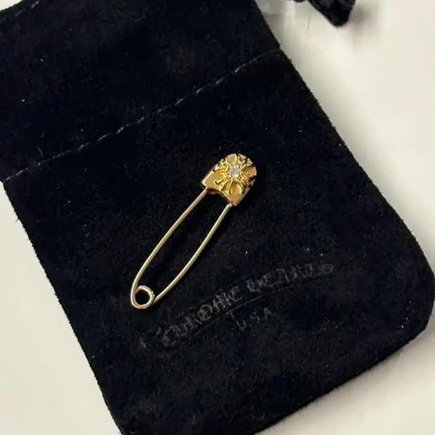 크롬하츠 세이프티핀 22K 다이아 이어링