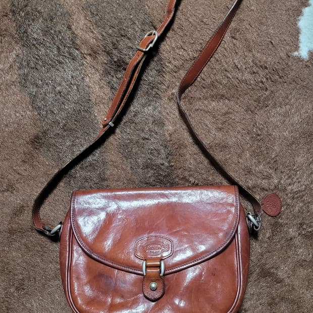 호주 OROTON 빈티지 가죽 핸드백