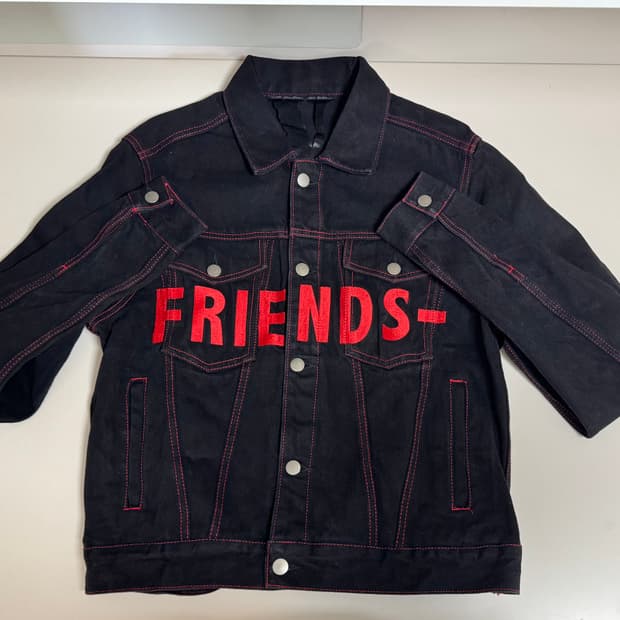 VLONE 브이론 프렌즈 데님 자켓 M사이즈 미판
