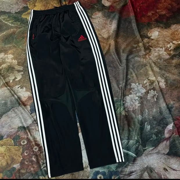 아디다스 빈티지 올드스쿨 블랙 프레데터트랙팬츠 110
