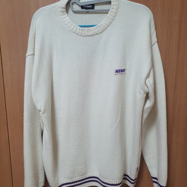 널디 NERDY 스웨터 L 사이즈