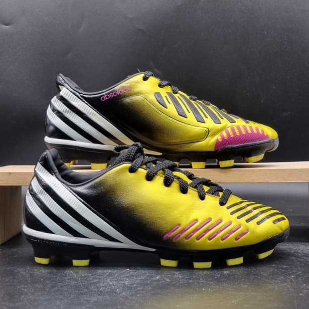 아디다스 프레데터 리셀존 축구화 255