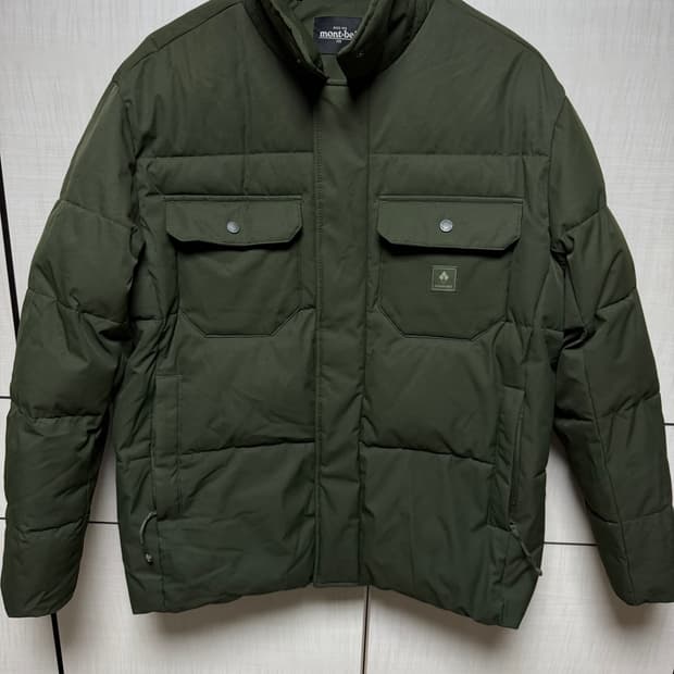 몽벨 Montbell 카키 패딩 점퍼 사이즈 105  새옷수준